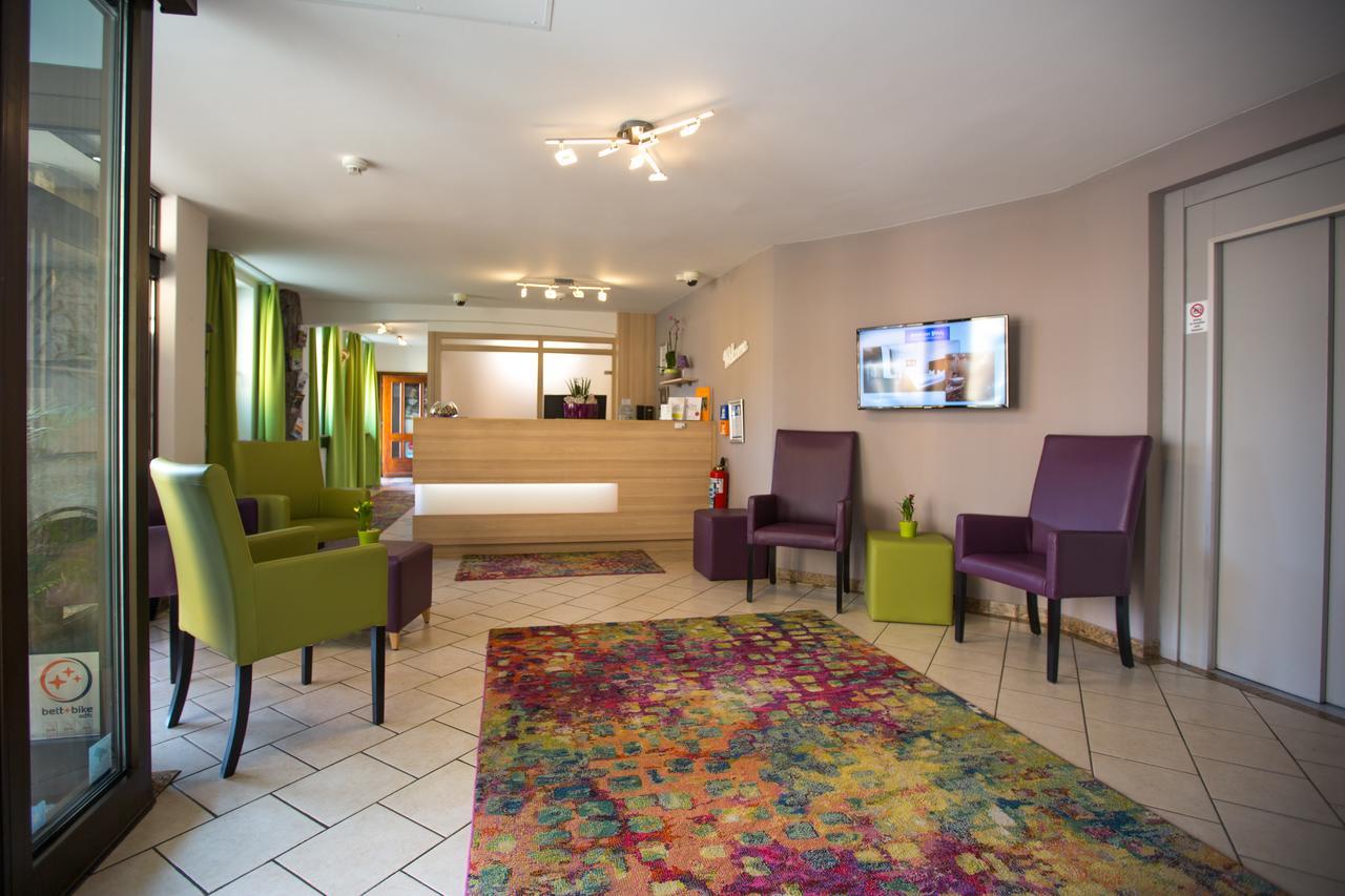 Hotel Zur Pfalz Kandel Kültér fotó